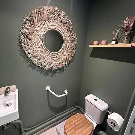 2 Pieces Coup De Coeur, Balcon, Proche Sanctuaire 公寓