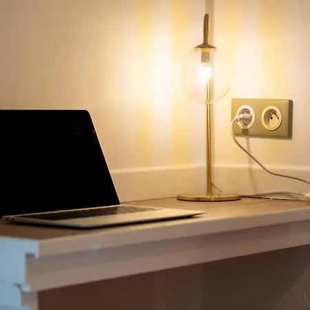 2 Pieces Coup De Coeur, Balcon, Proche Sanctuaire * لورد