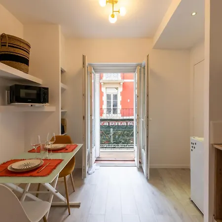 شقة 2 Pieces Coup De Coeur, Balcon, Proche Sanctuaire لورد