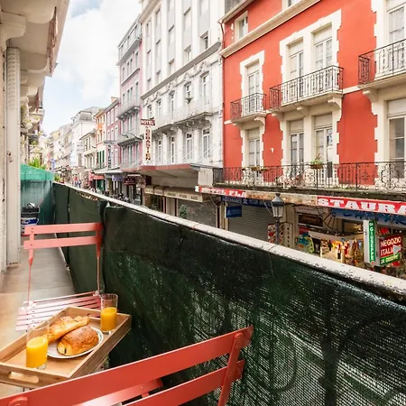 2 Pieces Coup De Coeur, Balcon, Proche Sanctuaire * لورد