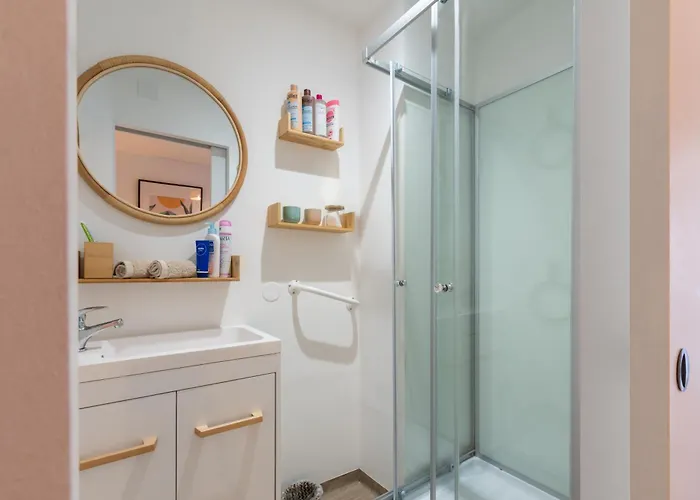 Apartment 2 Pieces Coup De Coeur, Balcon, Proche Sanctuaire *